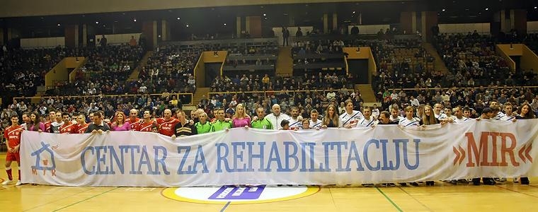 Tempera obojala turnir 4 kafića