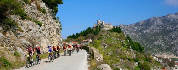 170 biciklista na Klisu
