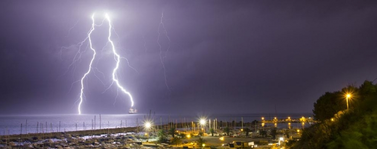Munje i vjetar zaustavljeni u Zoni